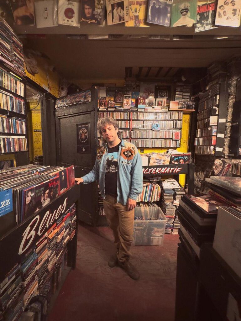 Len O’Neill promotional photograph